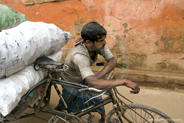 Gallivant-India01